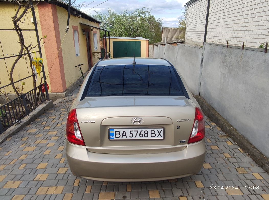 Продам Hyundai Accent 1.6 гбо