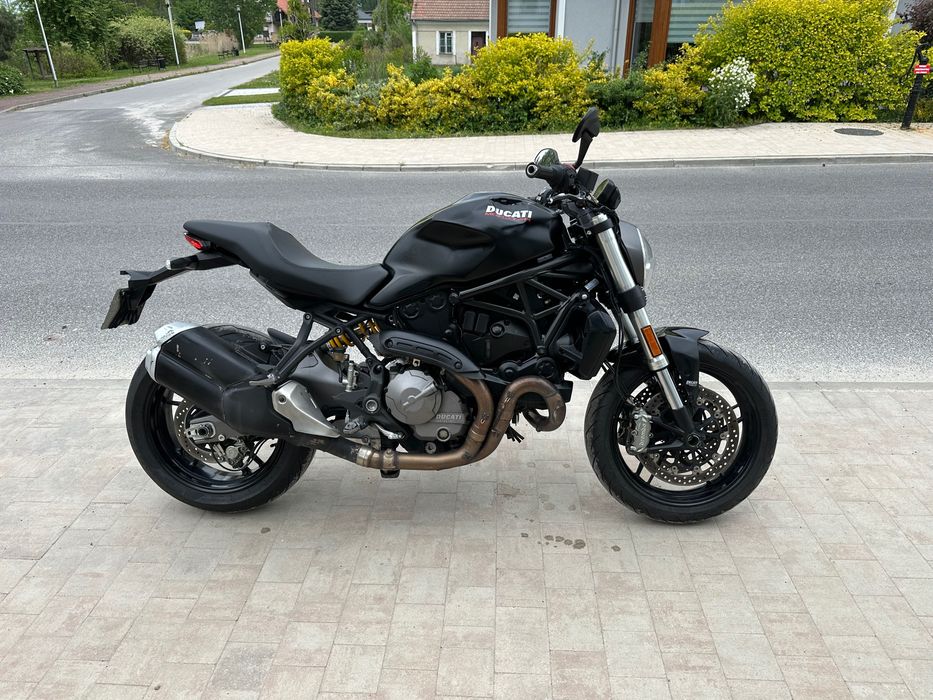 Ducati Monster 821