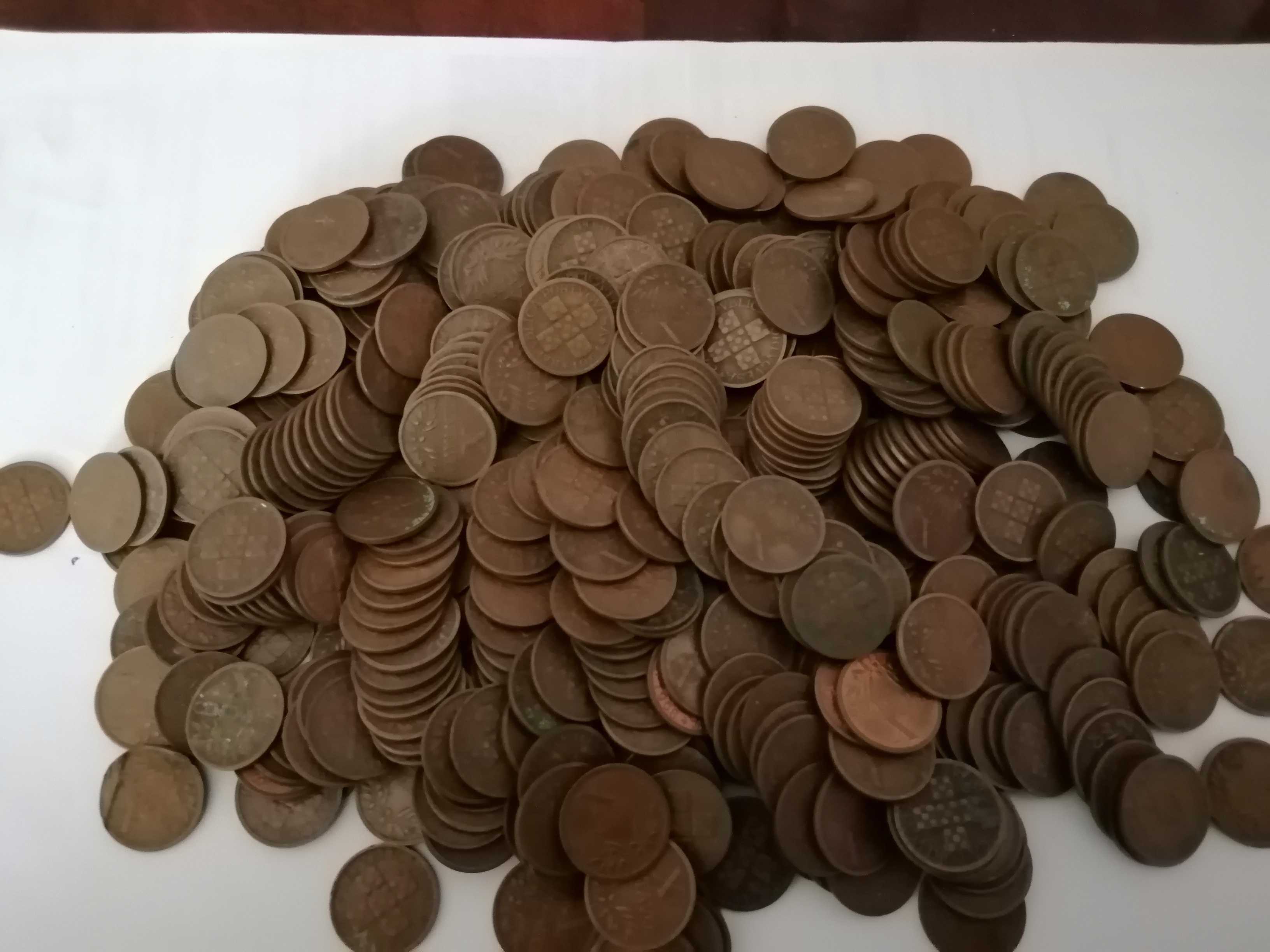 3 lotes com 1554 moedas de X centavos, bom preço.