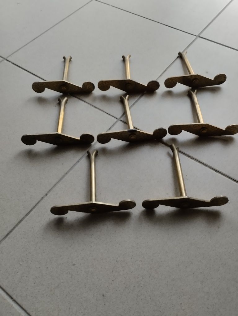 Torneiras antigas em latão