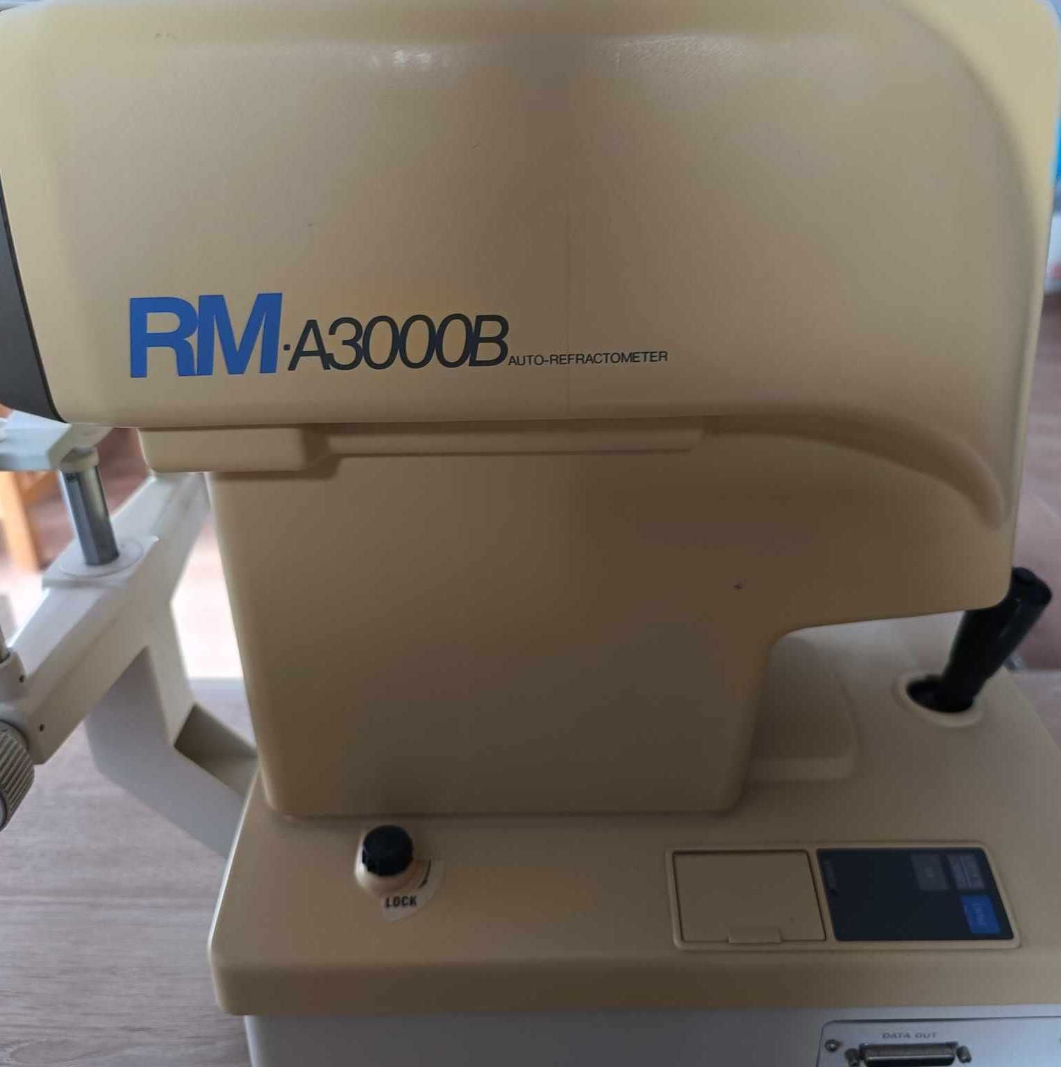 Autorefraktometry  Topcon RM A3000B