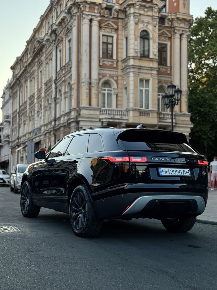 Range Rover Velar 2018 2.0 дизель 180к.с