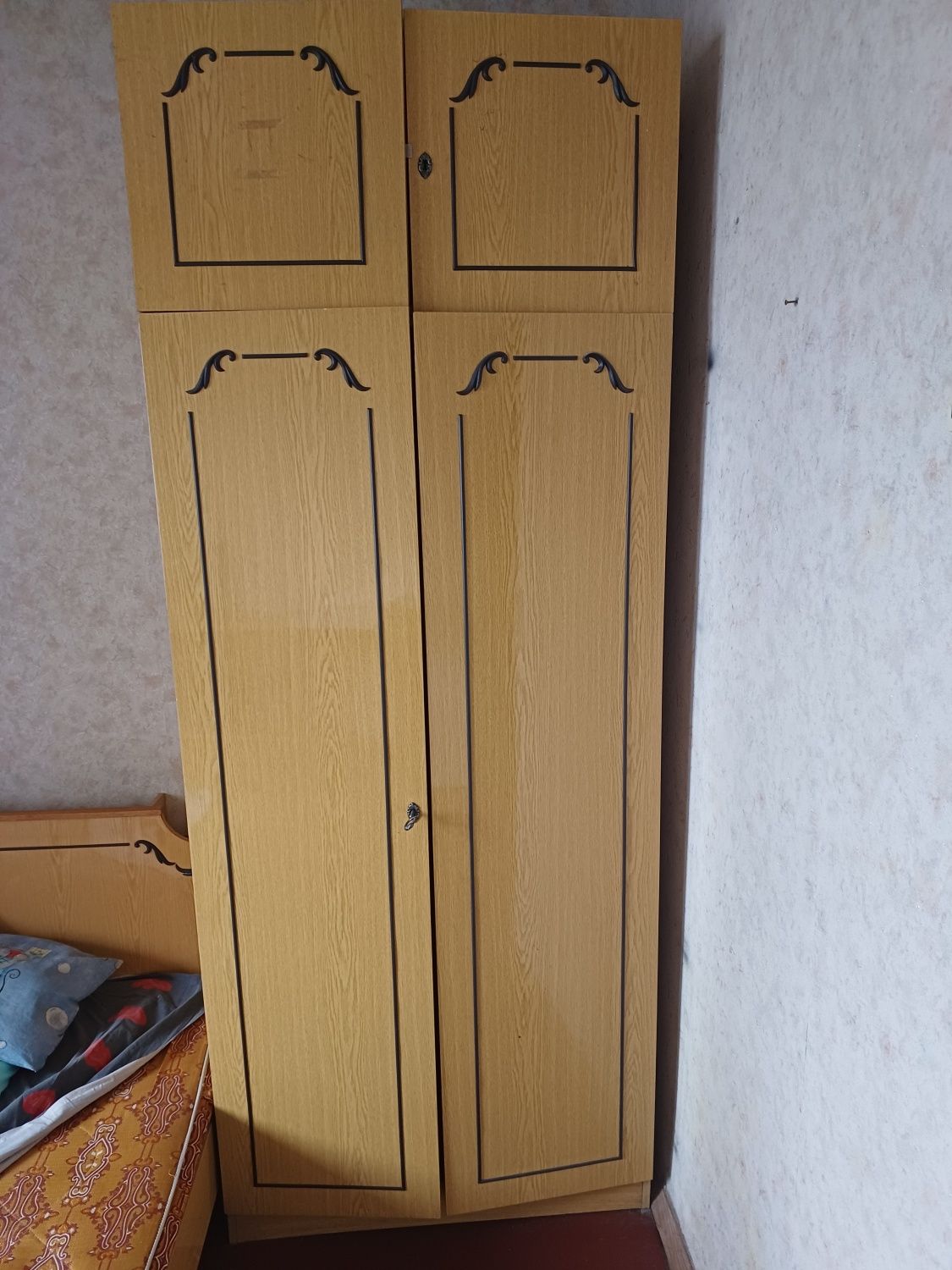Продаю спальню .Цена 1000
