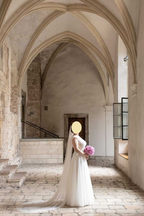 Suknia Ślubna firmy Sabe + dwa welony (krótki i długi)