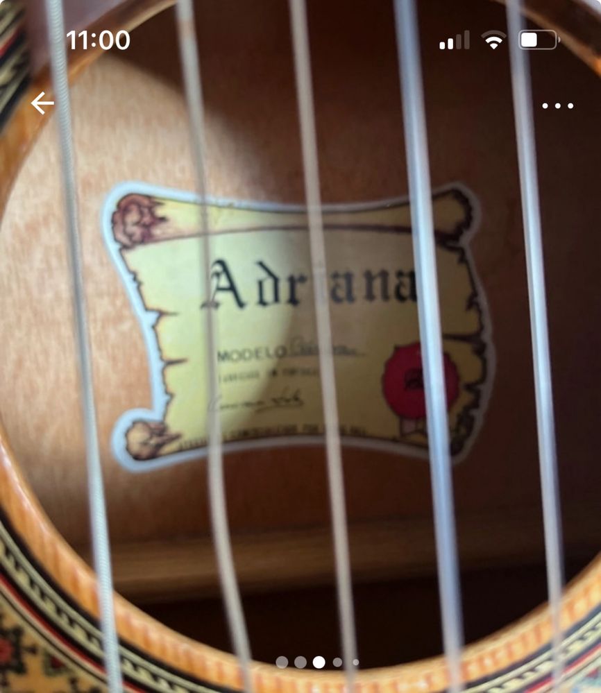 Guitarra e tripé