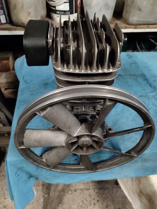 Sprzedam sprężarkę do kompresora