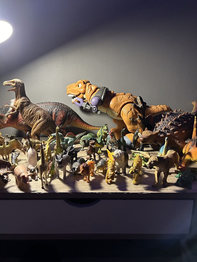 Sprzedam dinozaury