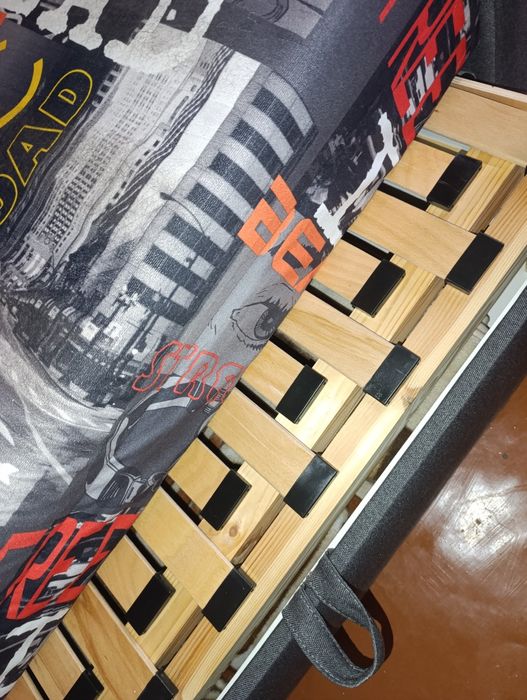 Продам детский диван