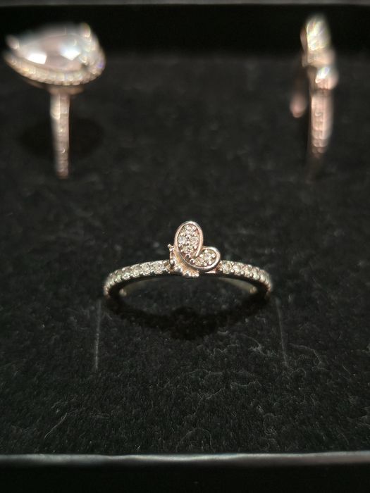 Anel Borboleta marca pandora