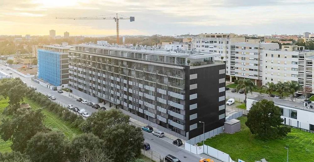 Arrenda-se T0 no Edifício E-volution - City Golf - Senhora da Hora