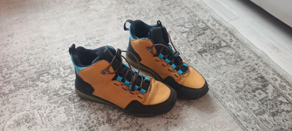 Buty ocieplane Reserved 38 zimowe