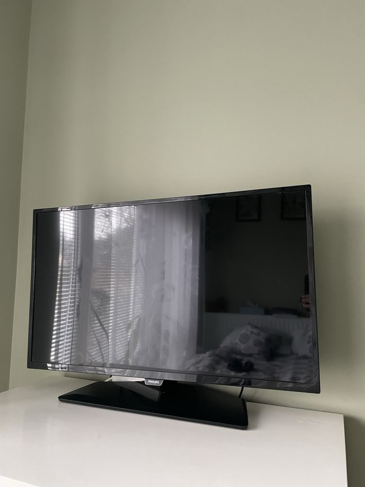 telewizor TV philips 32 cale model 32PHS5301/12 rok 2016