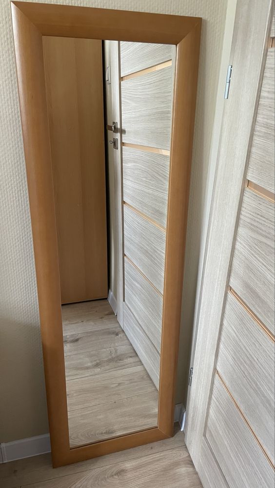 Ikea lustro Riska
