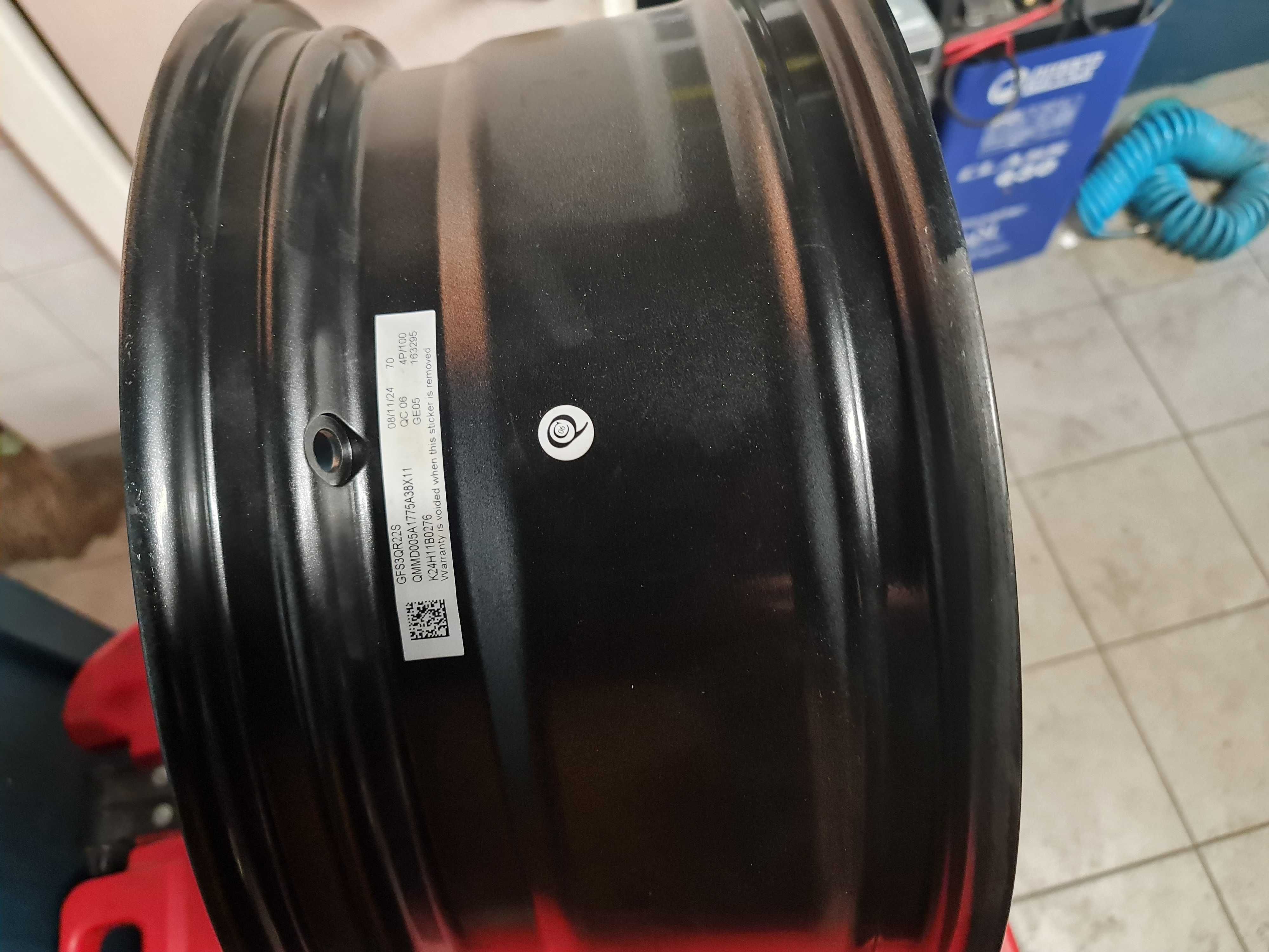 Sprzedam nowe felgi AUTECH
