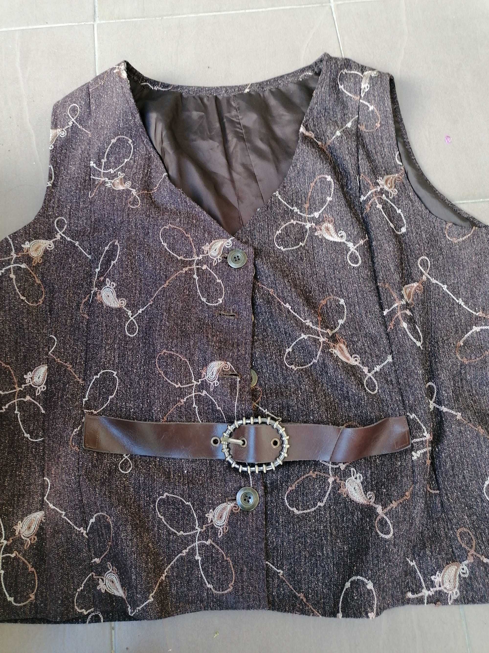 Conjunto saia e colete tm 50