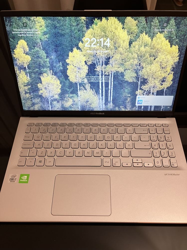 Portátil ASUS como novo. Intel I7, 8GB Ram, HD 256GB SSD + 1TB e WIN10