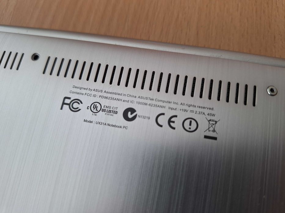 Ноутбук Asus ZenBook UX31A в алюмінієвому корпусі