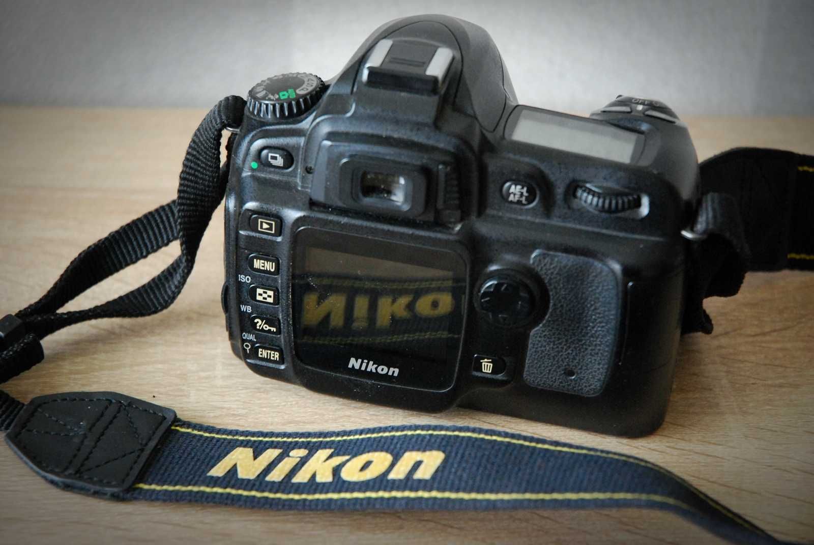 Lustrzanka Nikon D50