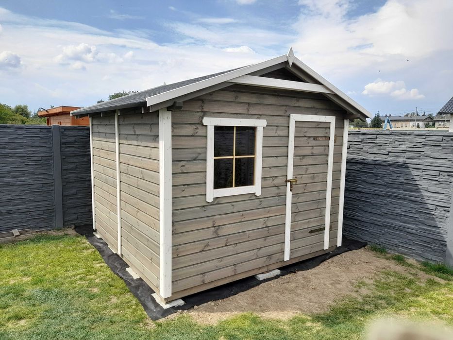 Domek gospodarczy, schowek,  altana z drewna.