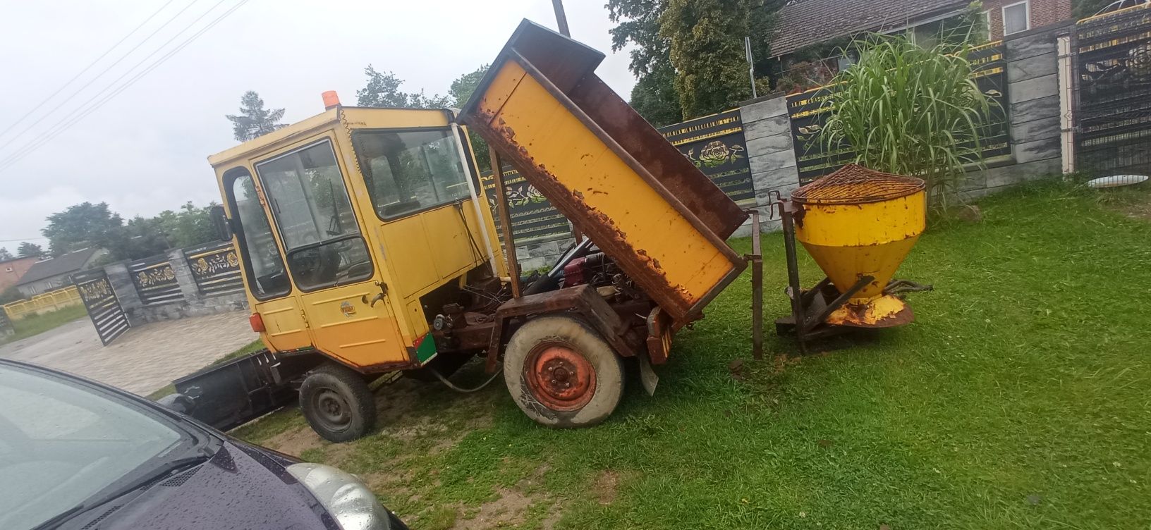 Pojazd komunalny wolnobieżny Fumis Bumar Fumicar ZMB-NK2 pług szczotka