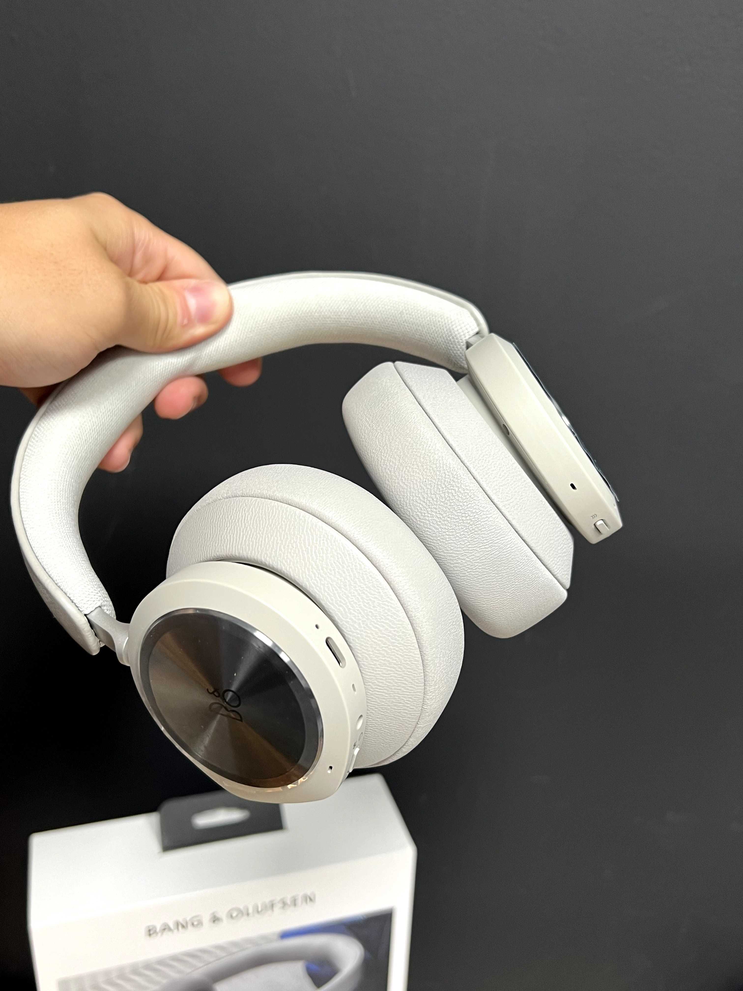 Headphones Bang & Olufsen Portal