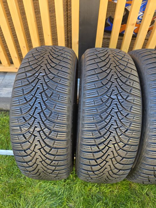 Opony zimowe 205/55/16