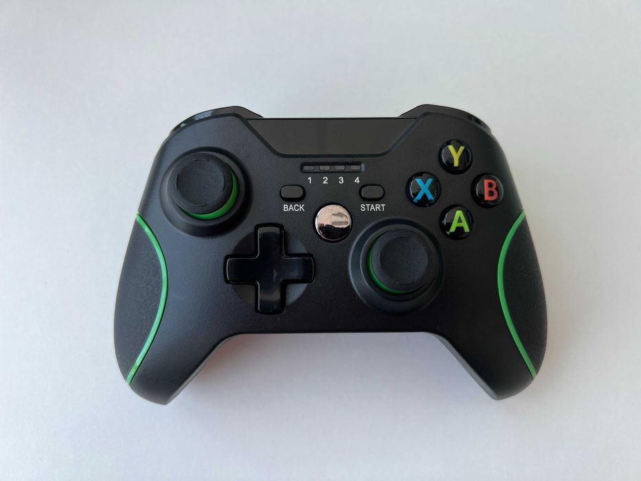 NOVO - Comando sem fio 2.4G Xbox One / PS3 / PC