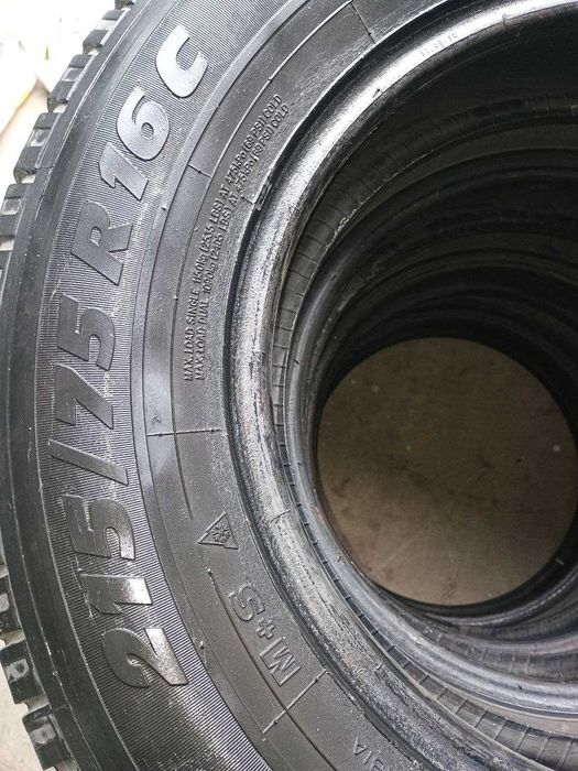 Покришки б/у _ 215/75 R16C 113/111R Tigar CargoSpeed Winter (4шт)