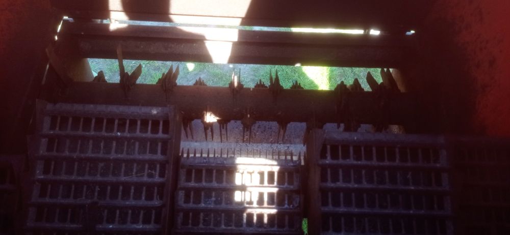 Комбайн зернозбиральний Dronningborg 7500