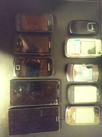 Vendo vários telemóveis