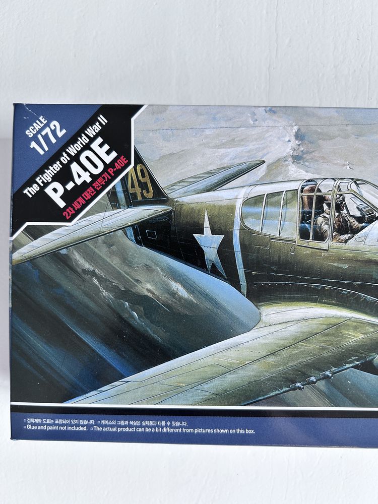 Academy 12465 samolot P-40M Warhawk model 1/72