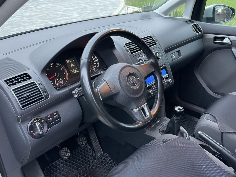 Volkswagen Touran 1.4 TSI