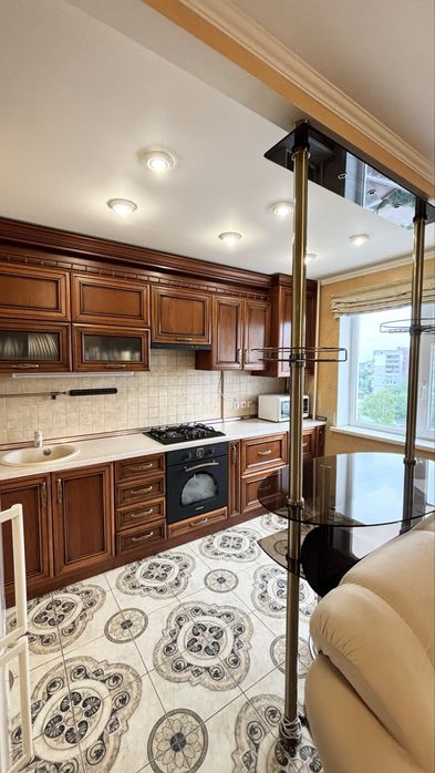 Продад 3-кім квартири в ценрі. Вул. Князів Острозьких