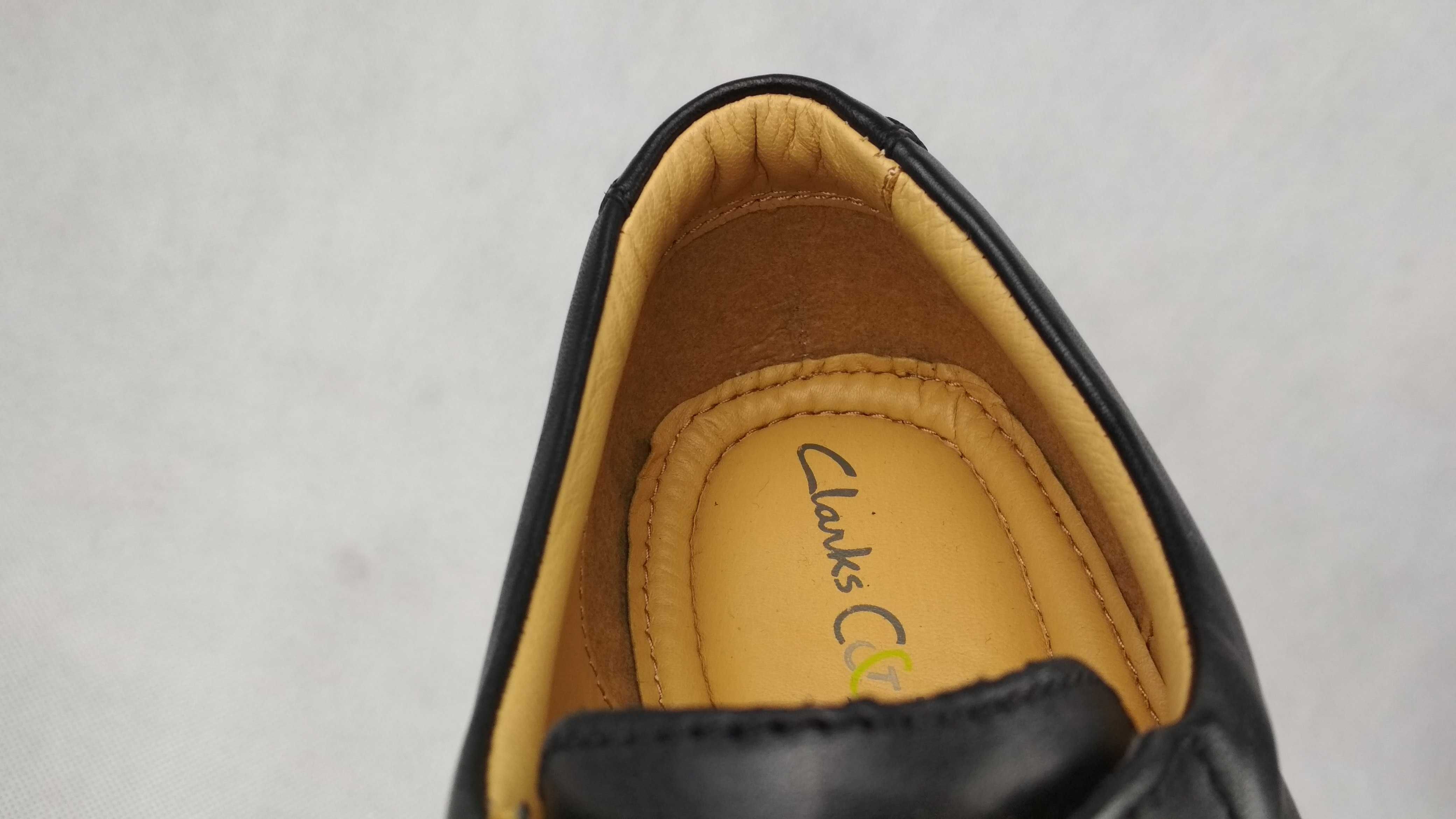 CLARKS Shapwick Line Półbuty Derby Skórzane Roz. 42