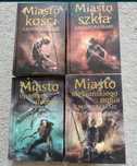 Dary anioła Cassandra Clare Miasto niebiańskiego ognia upadłych anioł