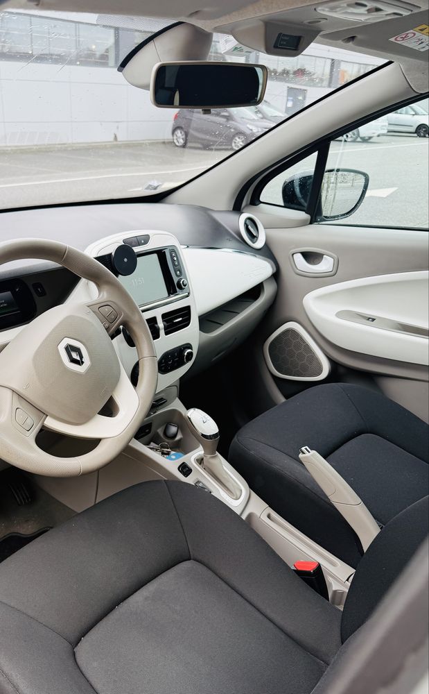 Renault Zoe Q210 Zen 22kw c / bateria própria