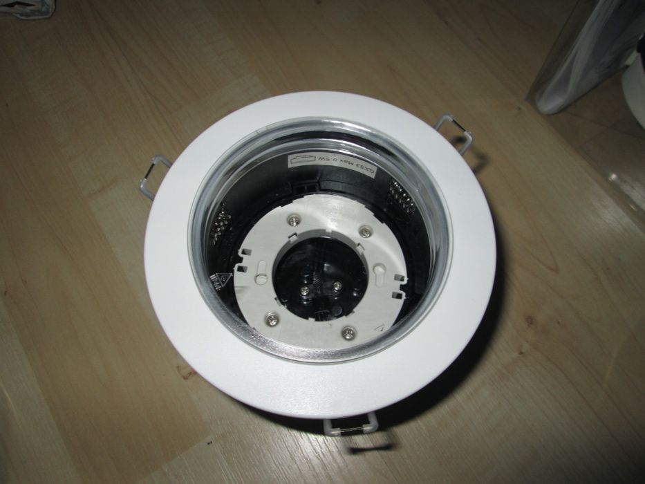 Spots de encastrar Ikea Haggum com lâmpadas led