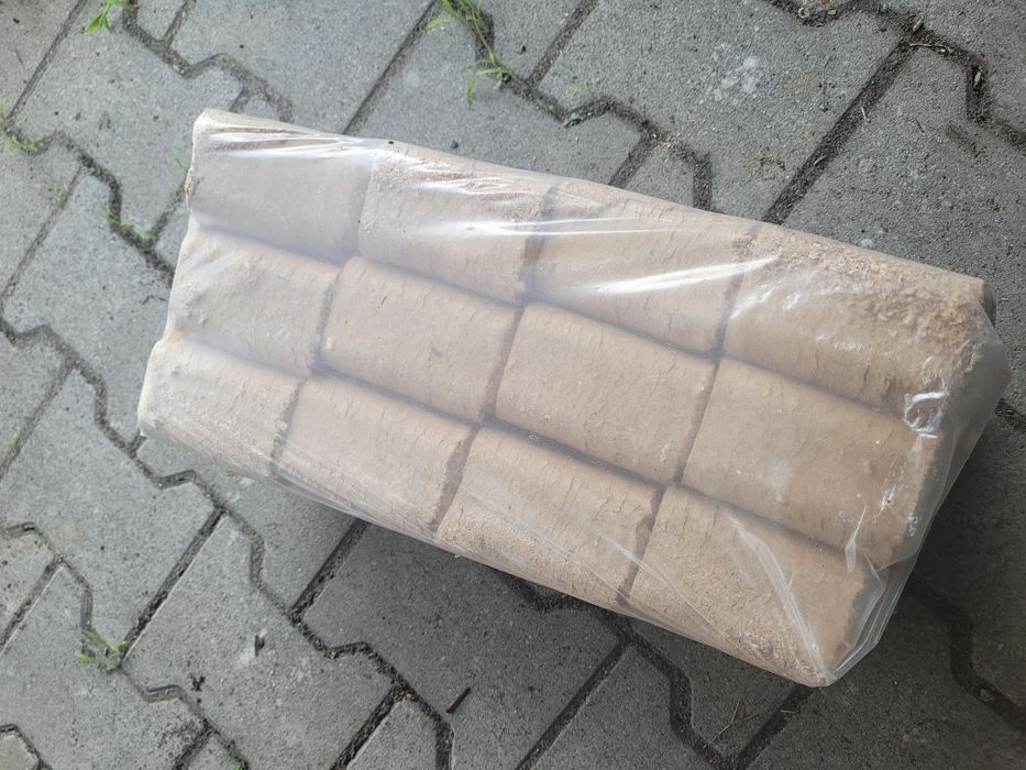Brykiet kominkowy drzewo  liściaste