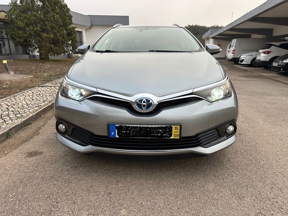 Toyota Auris TS 1.8 Hybrid
