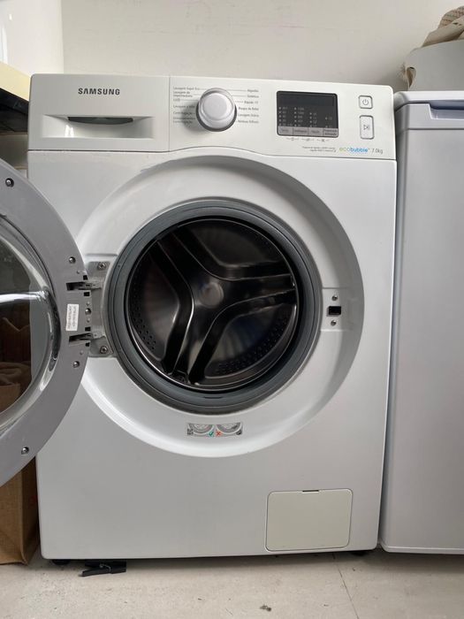 Maquina de lavar a roupa Samsung