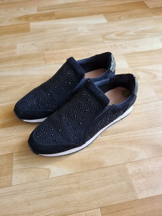 Nowe buty sneakersy Carvela czarne z kryształkami