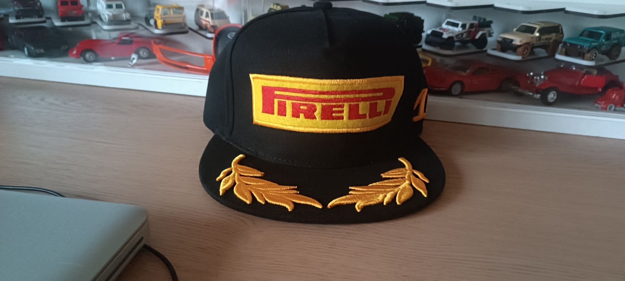 Chapéu Pirelli novo