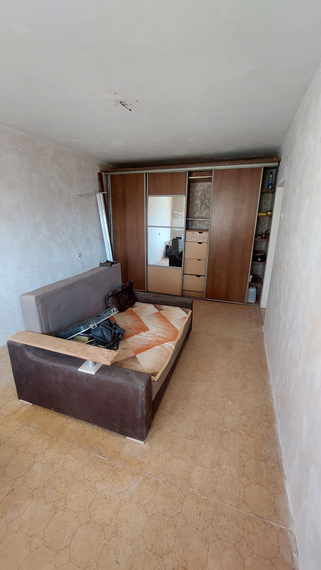 Продам 2х комнатную кв. 2й этаж