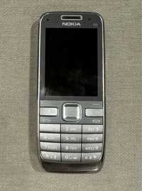 Nokia e52 srebrna