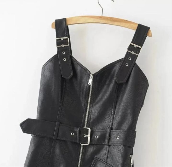 Сарафана bershka