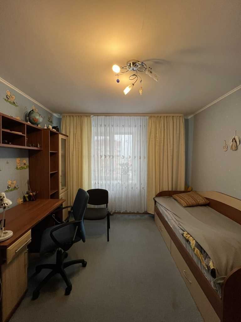 3-х кімнатна квартира на Браїлках в Новобудові!