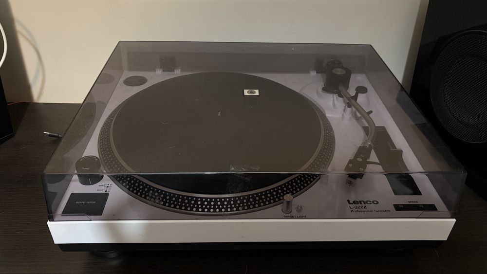 Gramofon Lenco L-3808