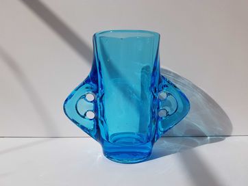 Turkusowy / niebieski wazon / wazonik NYGUS, Ząbkowice, kolorowe szkło