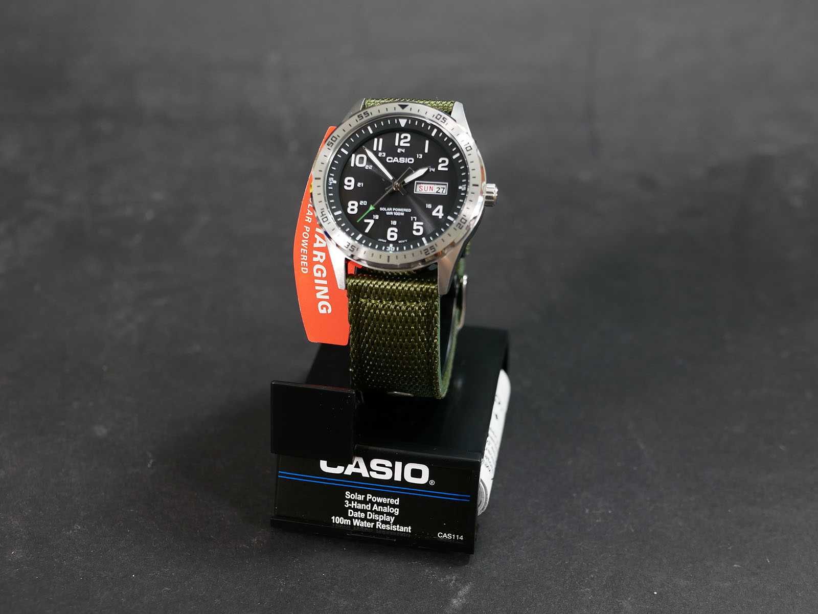 Годинник Casio MTP-S120L-3AV Solar Green. Новий з коробкою.