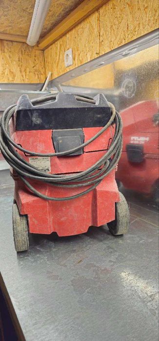 Hilti VC 20-U — Професійний будівельний пилосос